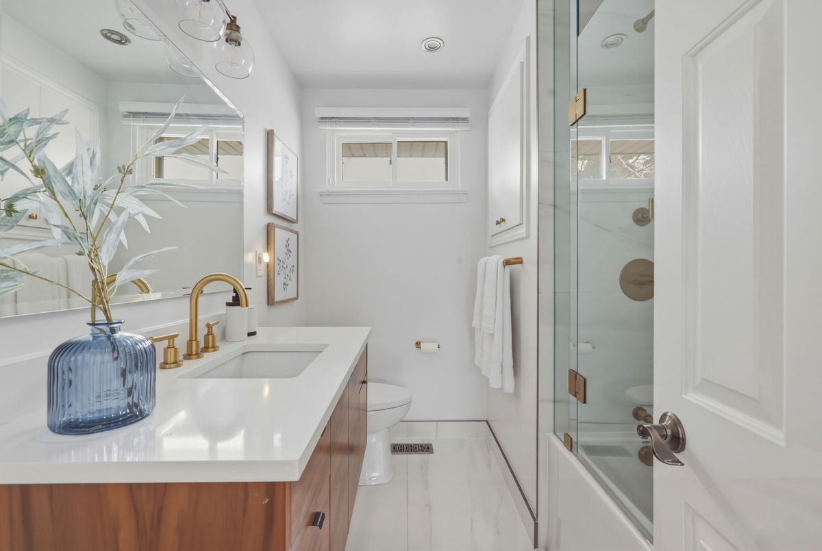 232 Livingston Road Toronto 232 Livingston Road Toronto