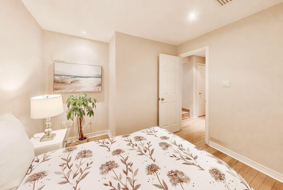 80 Hogarth Avenue Toronto 80 Hogarth Avenue Toronto