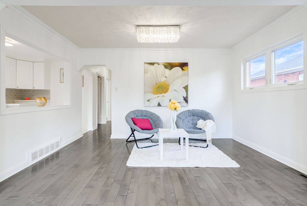 30 Yorkshire Road Toronto 30 Yorkshire Road Toronto