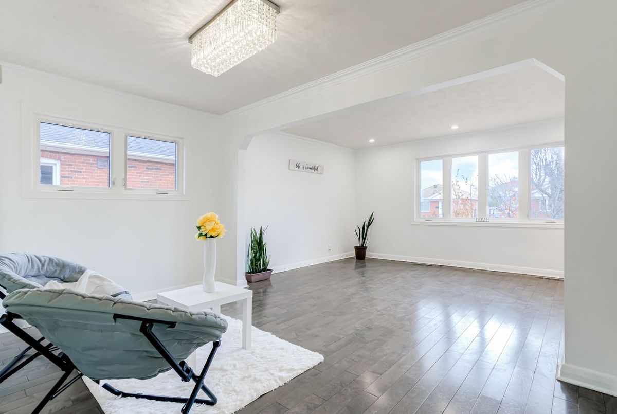 30 Yorkshire Road Toronto 30 Yorkshire Road Toronto