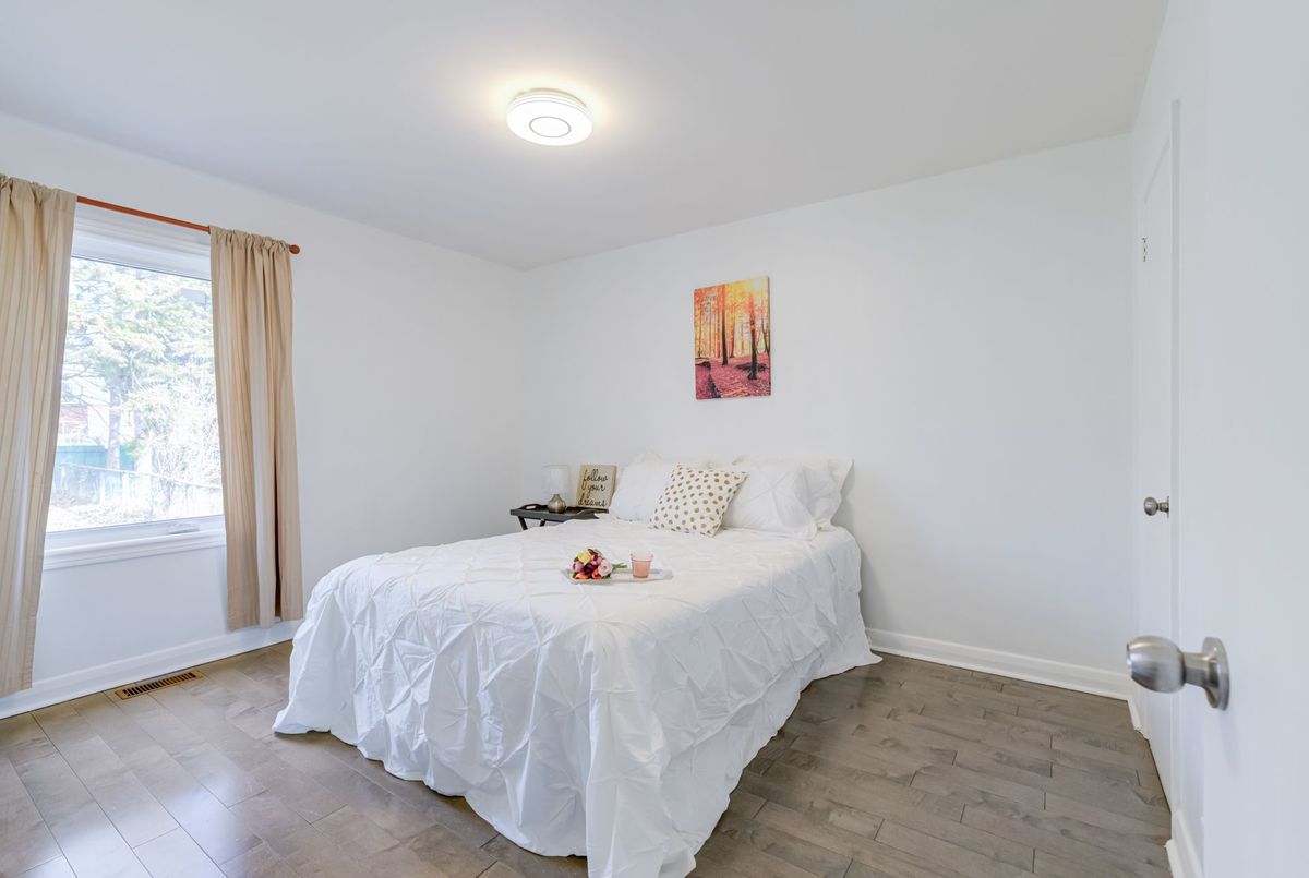 30 Yorkshire Road Toronto 30 Yorkshire Road Toronto