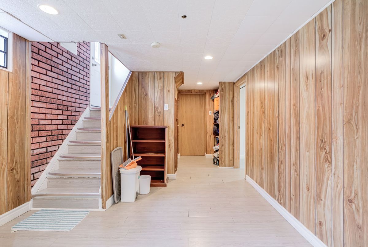 30 Yorkshire Road Toronto 30 Yorkshire Road Toronto