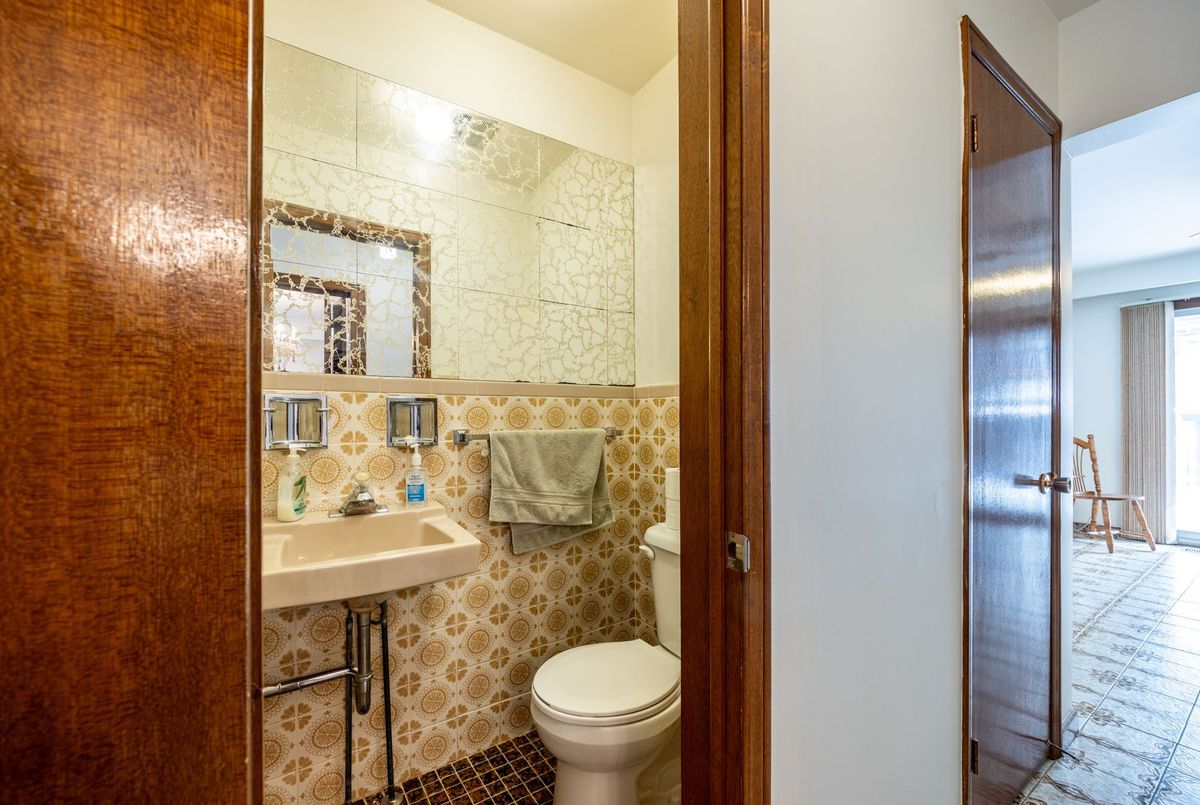 49 Woodville Avenue Toronto 49 Woodville Avenue Toronto