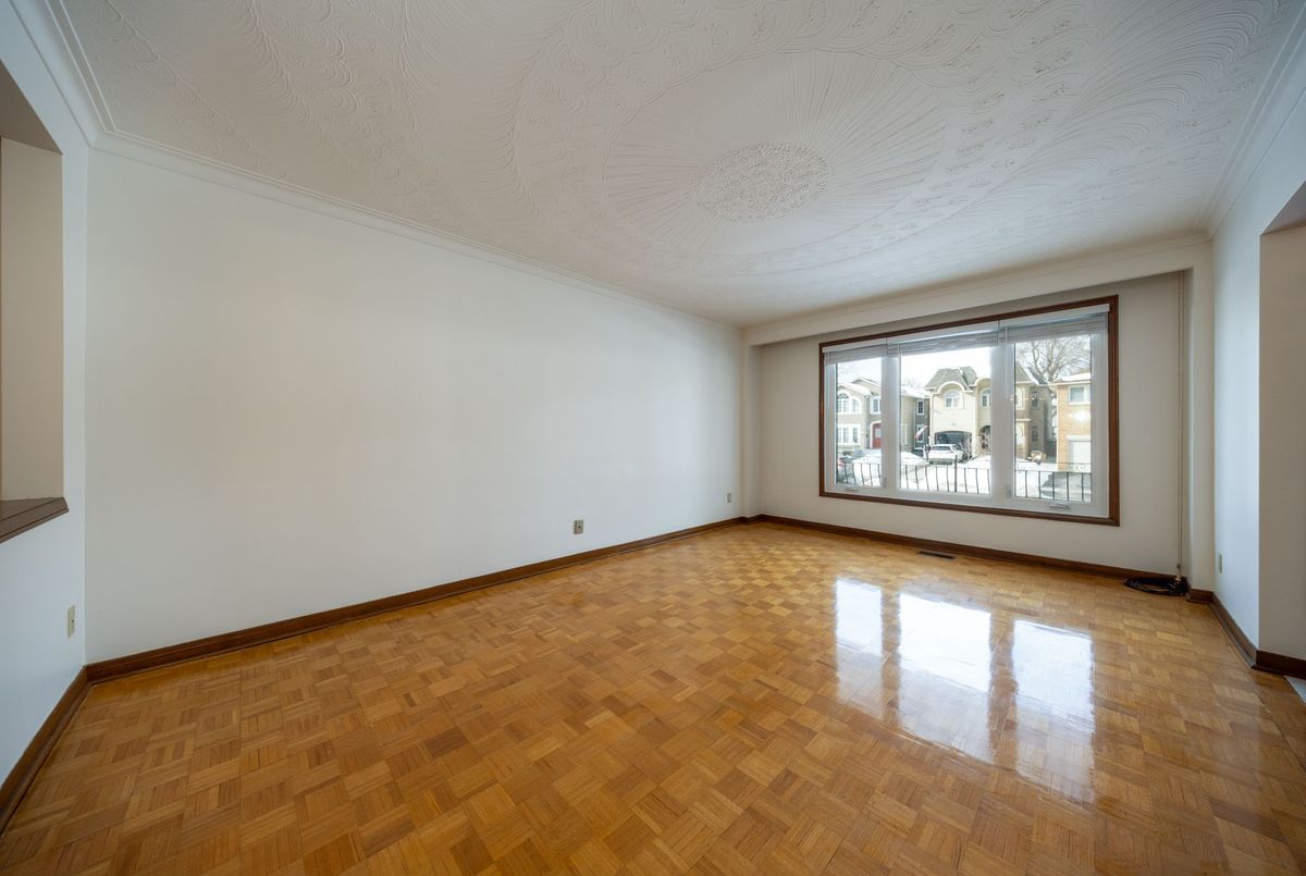 49 Woodville Avenue Toronto 49 Woodville Avenue Toronto