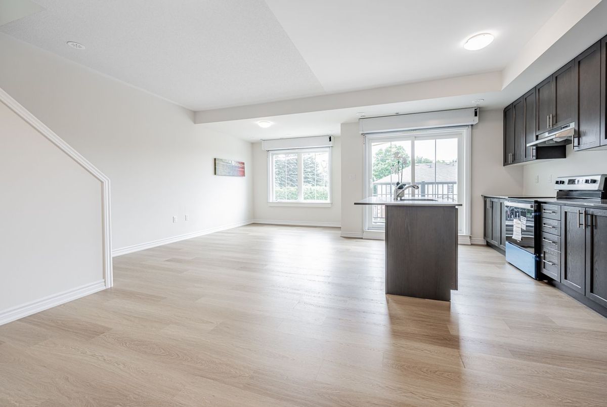 490 Beresford Path Oshawa 490 Beresford Path Oshawa