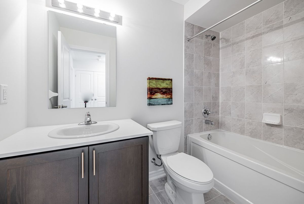 490 Beresford Path Oshawa 490 Beresford Path Oshawa