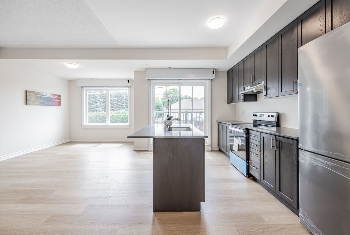 490 Beresford Path Oshawa 490 Beresford Path Oshawa