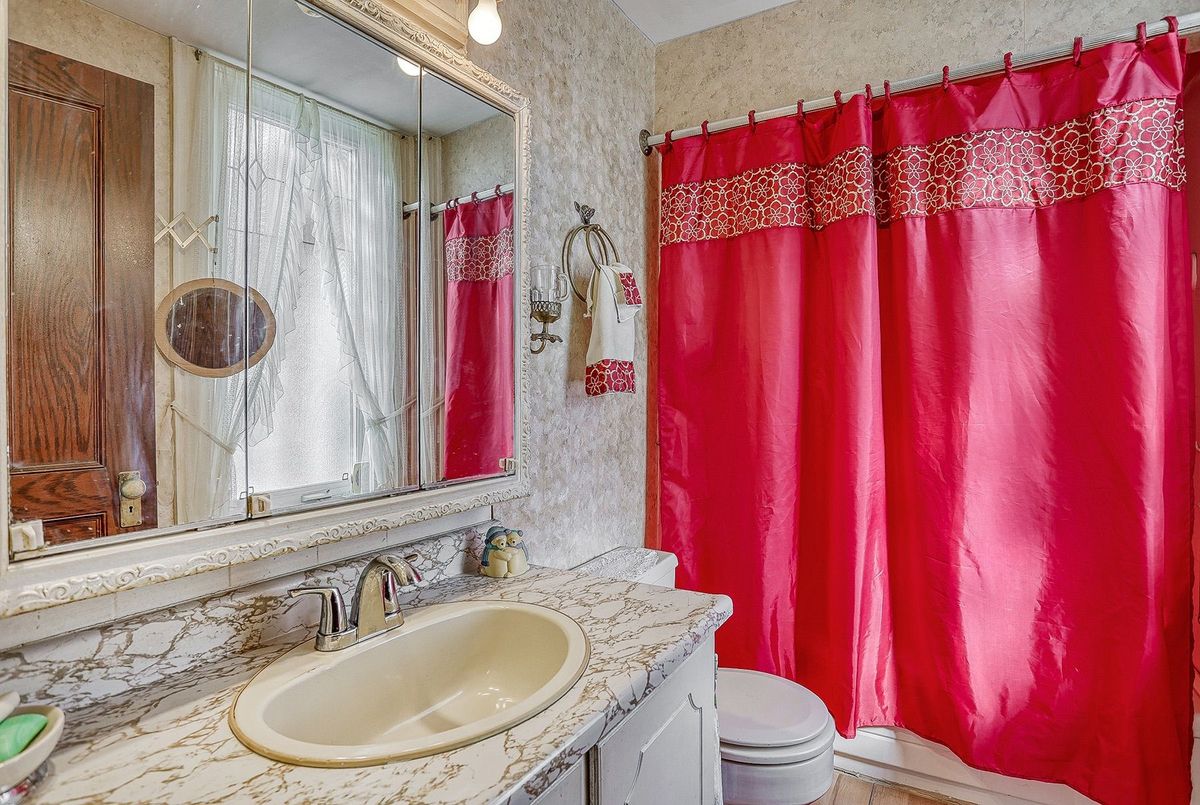 456 Manse Road Toronto 456 Manse Road Toronto