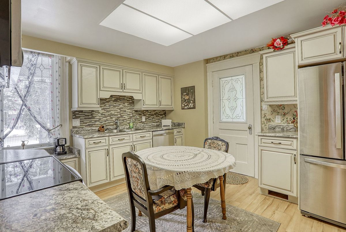 456 Manse Road Toronto 456 Manse Road Toronto