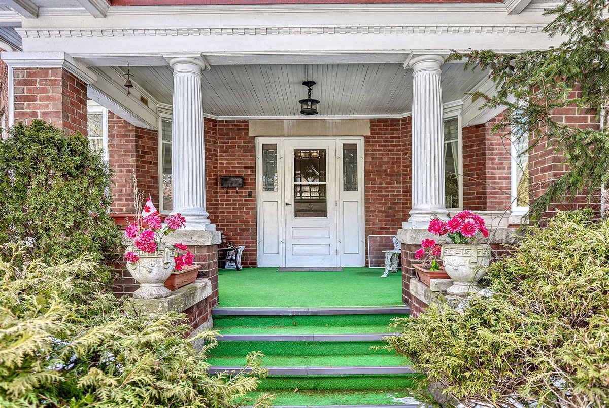 456 Manse Road Toronto 456 Manse Road Toronto