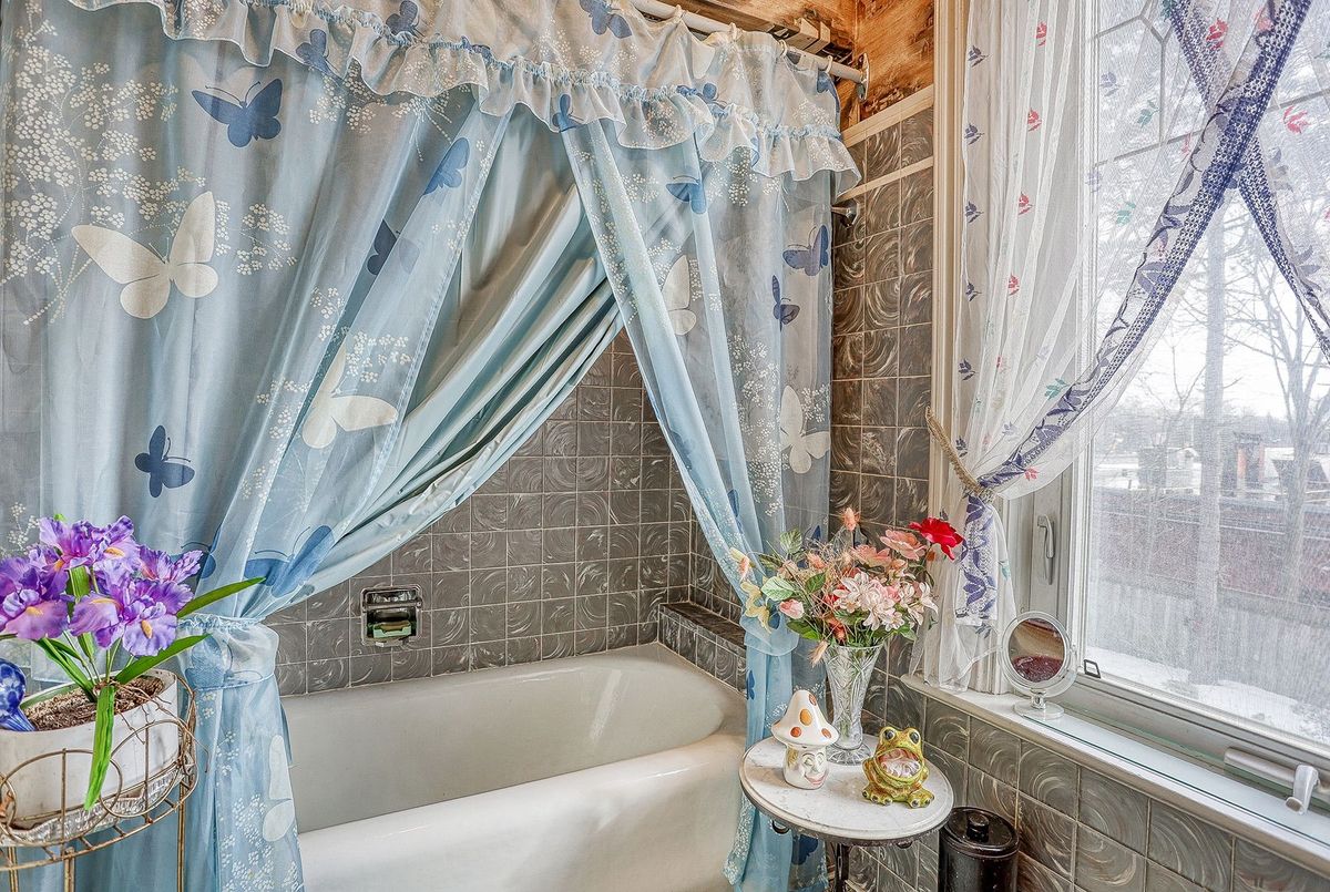 456 Manse Road Toronto 456 Manse Road Toronto