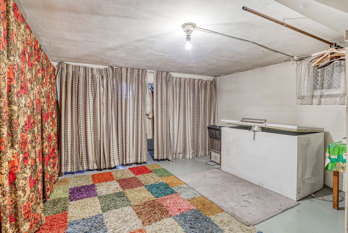 456 Manse Road Toronto 456 Manse Road Toronto