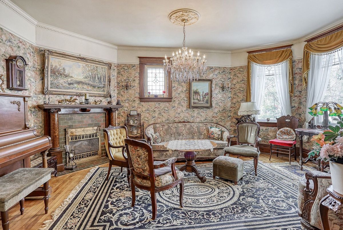 456 Manse Road Toronto 456 Manse Road Toronto