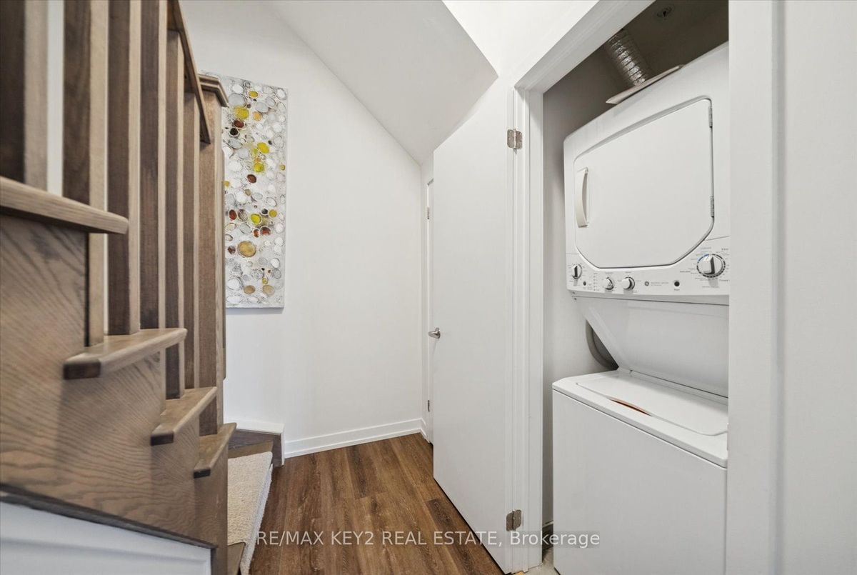 1555 Kingston Road Pickering 1555 Kingston Road Pickering