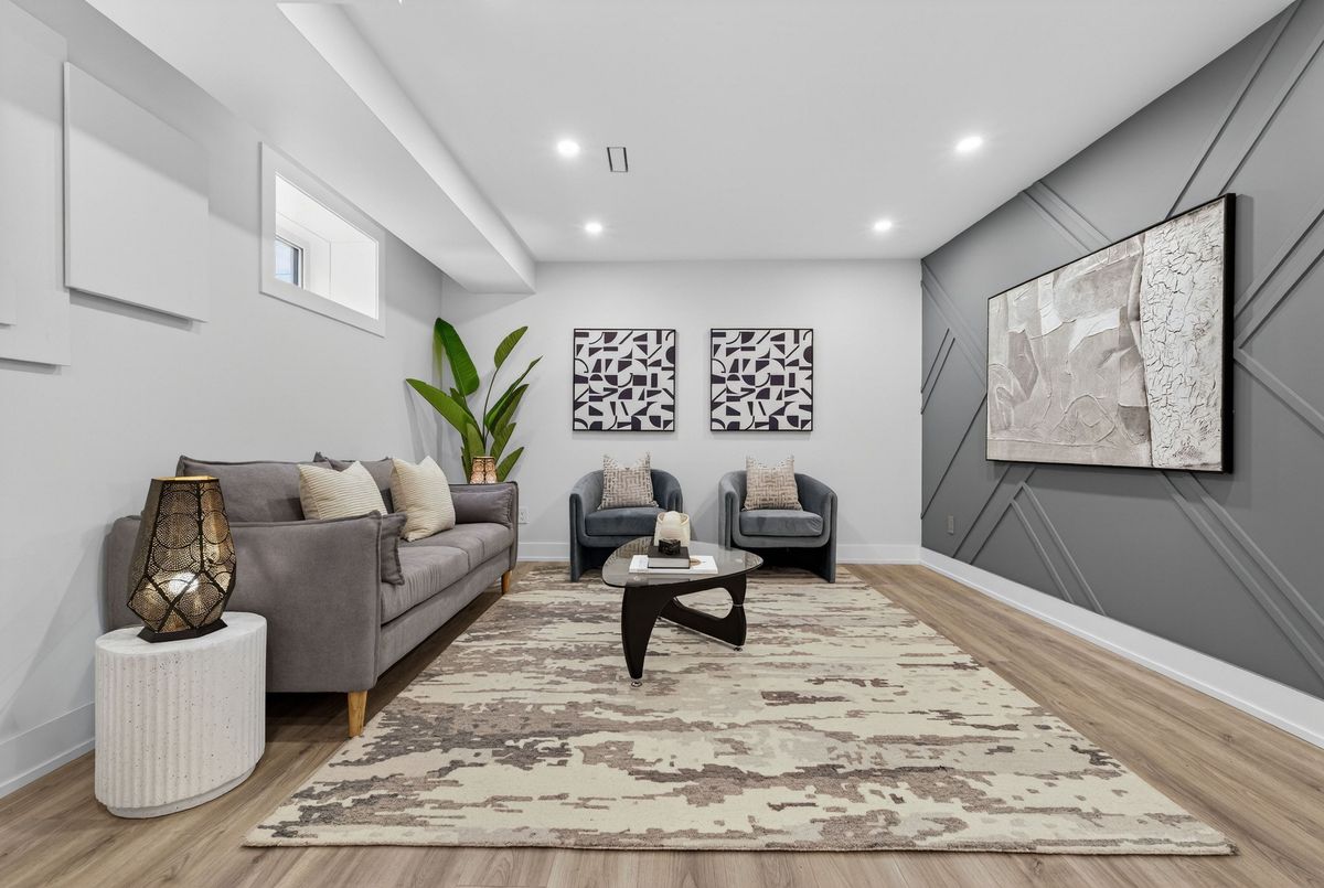 87 Wiley Avenue Toronto 87 Wiley Avenue Toronto