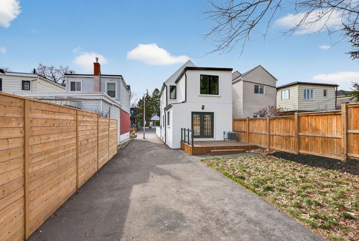 87 Wiley Avenue Toronto 87 Wiley Avenue Toronto