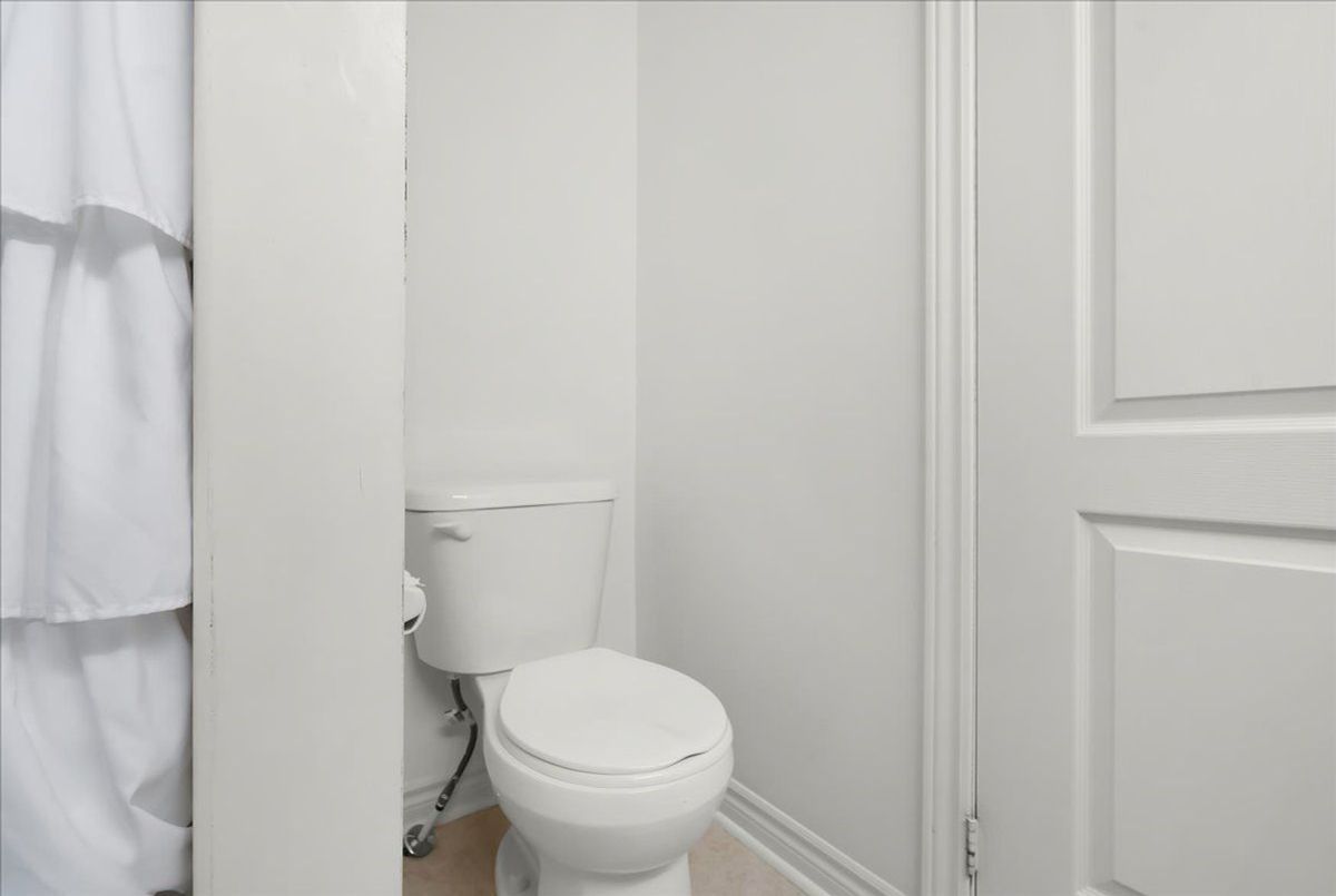 8 Eaton Park Lane Toronto 8 Eaton Park Lane Toronto