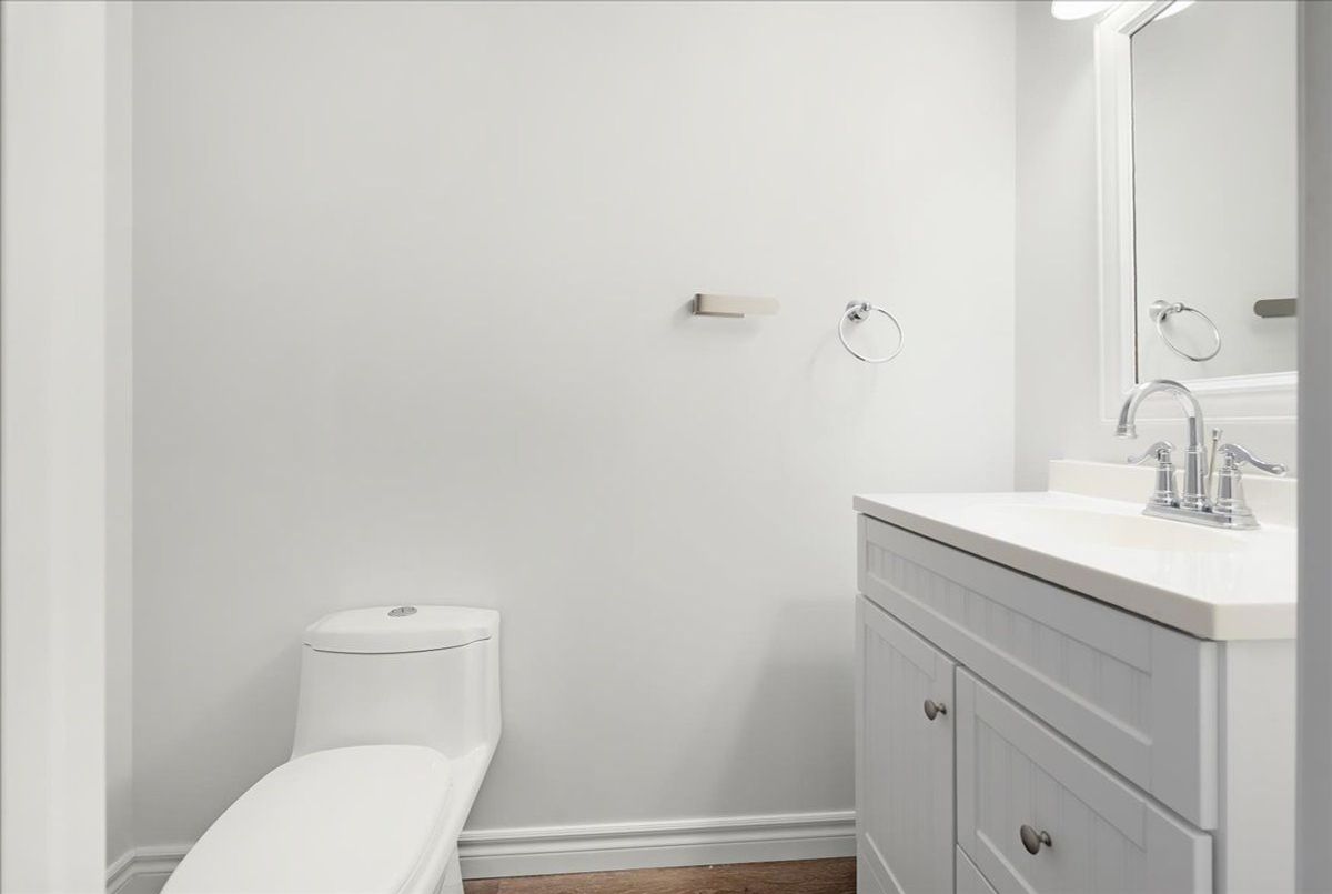 8 Eaton Park Lane Toronto 8 Eaton Park Lane Toronto