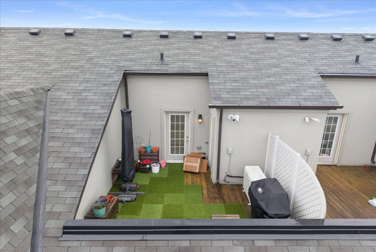 8 Eaton Park Lane Toronto 8 Eaton Park Lane Toronto