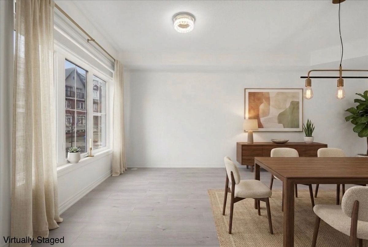 8 Eaton Park Lane Toronto 8 Eaton Park Lane Toronto