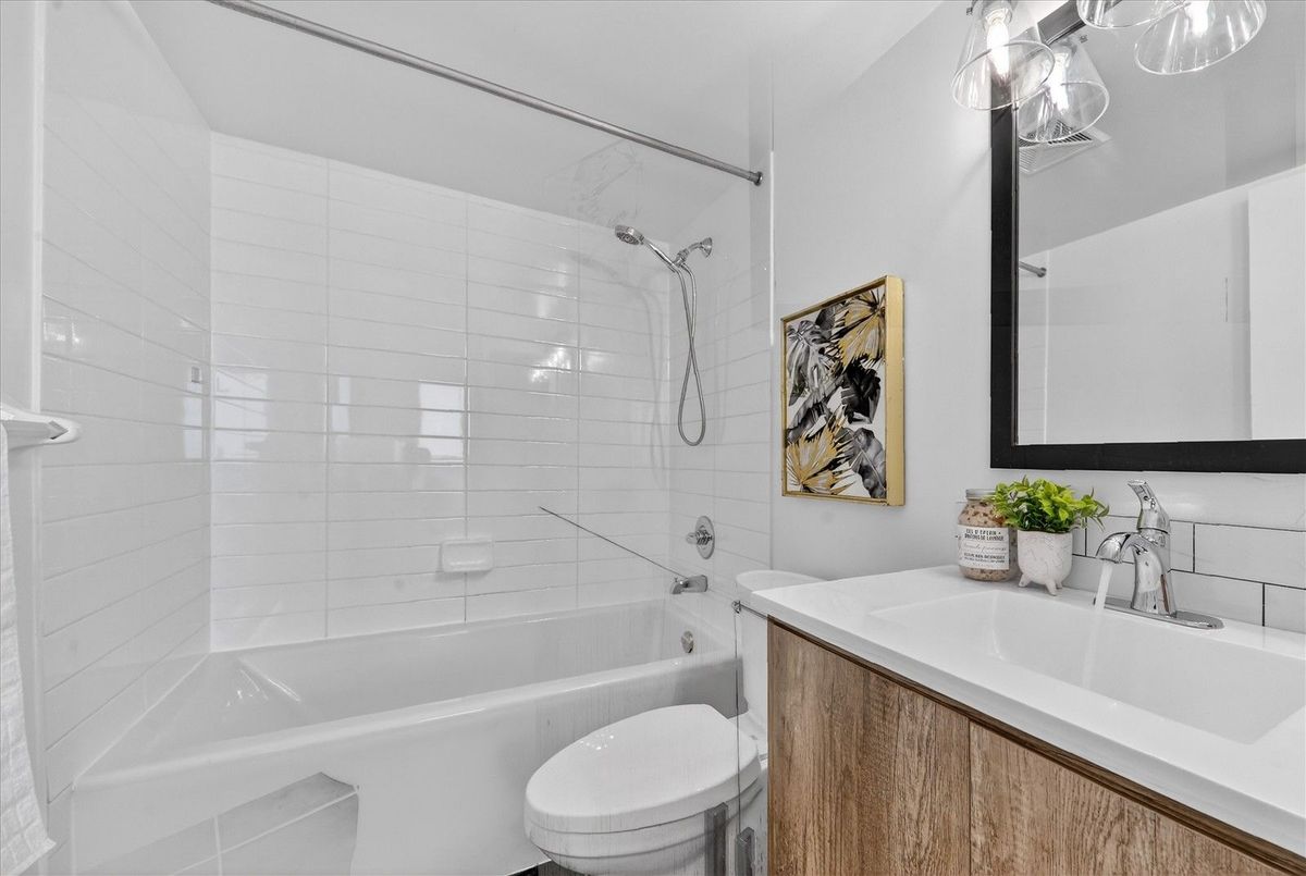 135 Village Green Square Toronto 135 Village Green Square Toronto