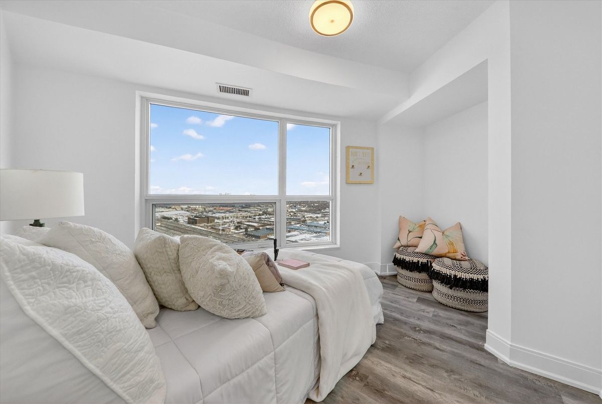 135 Village Green Square Toronto 135 Village Green Square Toronto