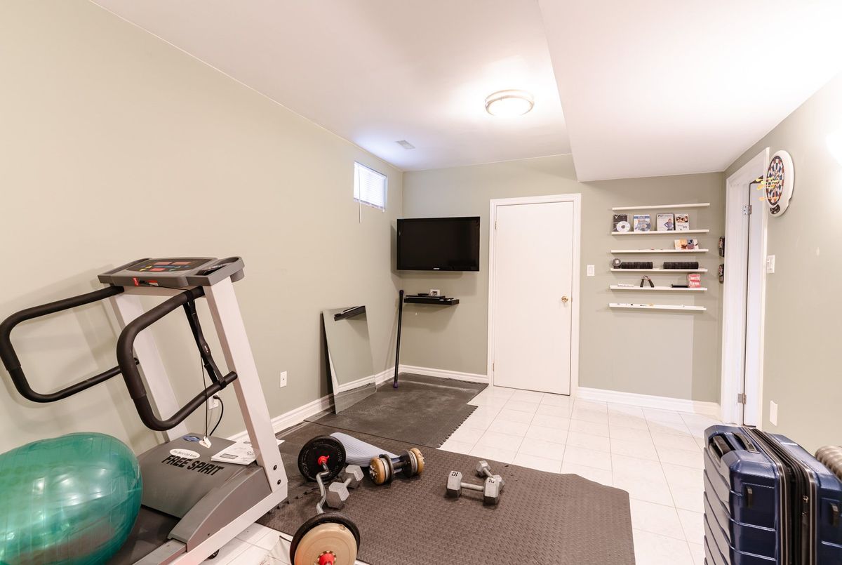 1405 Rougemount Drive Pickering 1405 Rougemount Drive Pickering