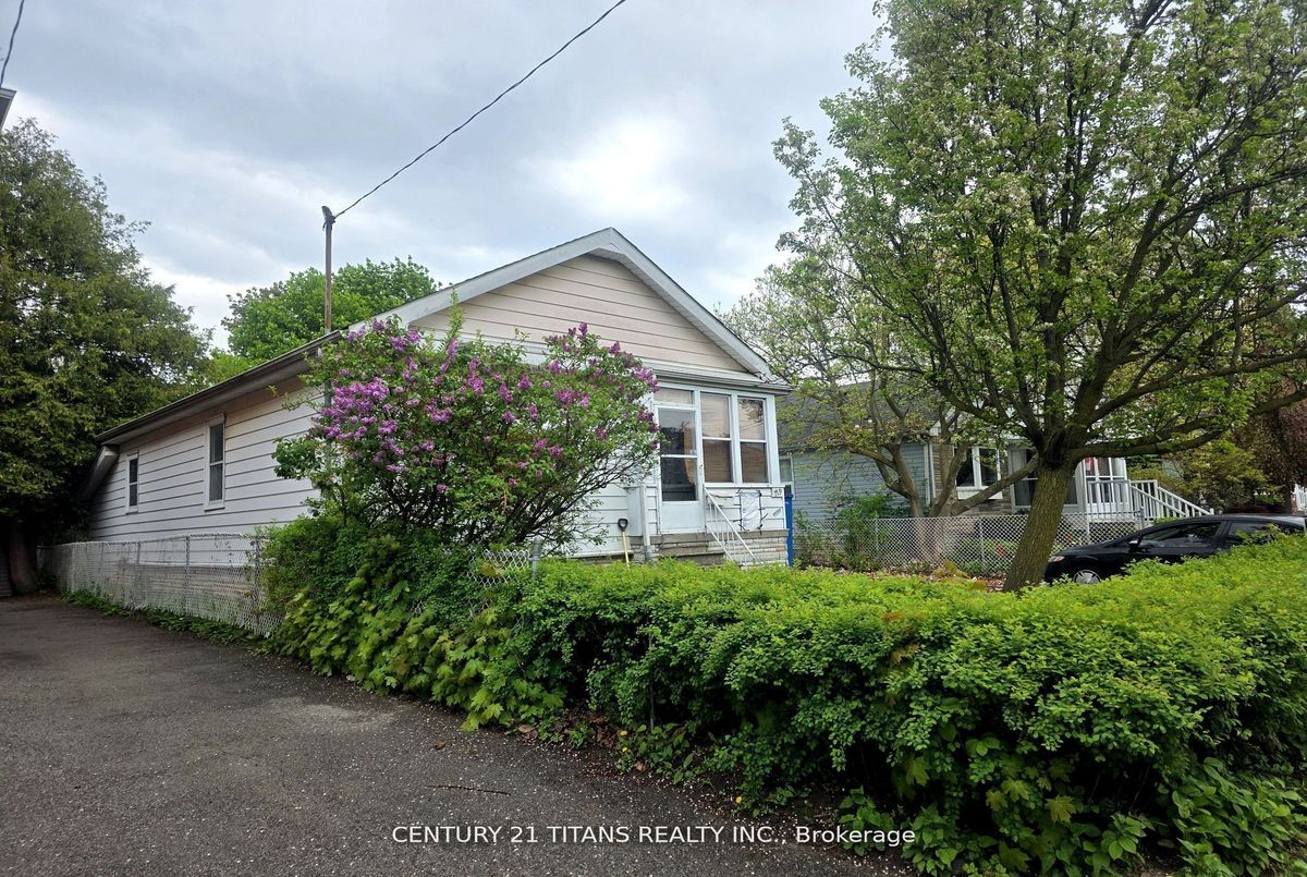 119 Heale Avenue Toronto 119 Heale Avenue Toronto