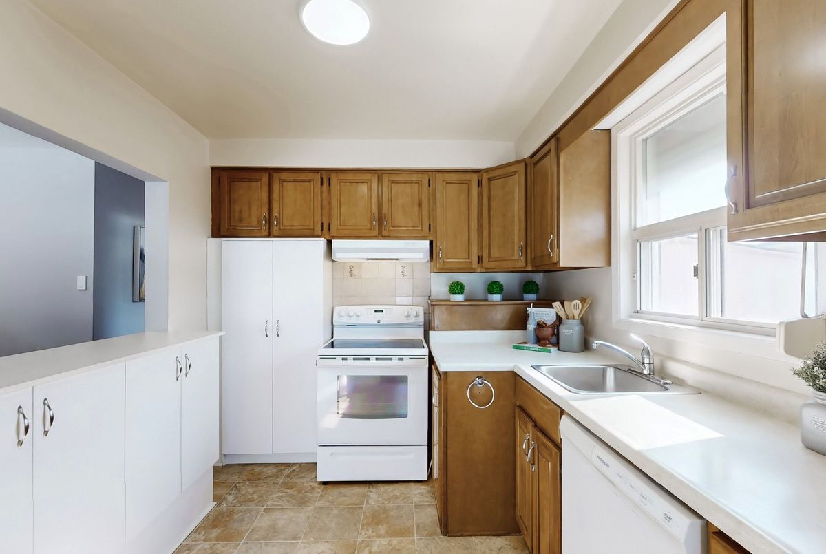 116 Lord Roberts Drive Toronto 116 Lord Roberts Drive Toronto