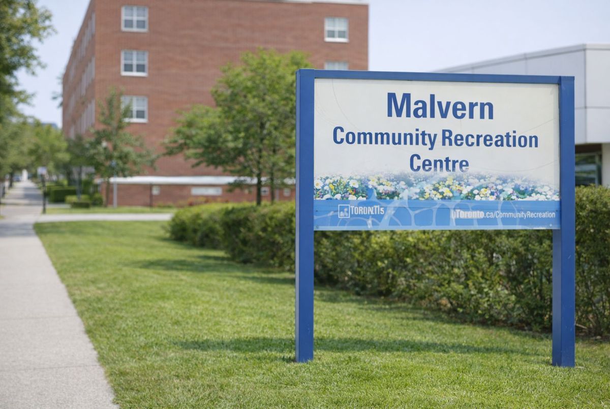 25 Lady Bower Crescent Toronto 25 Lady Bower Crescent Toronto