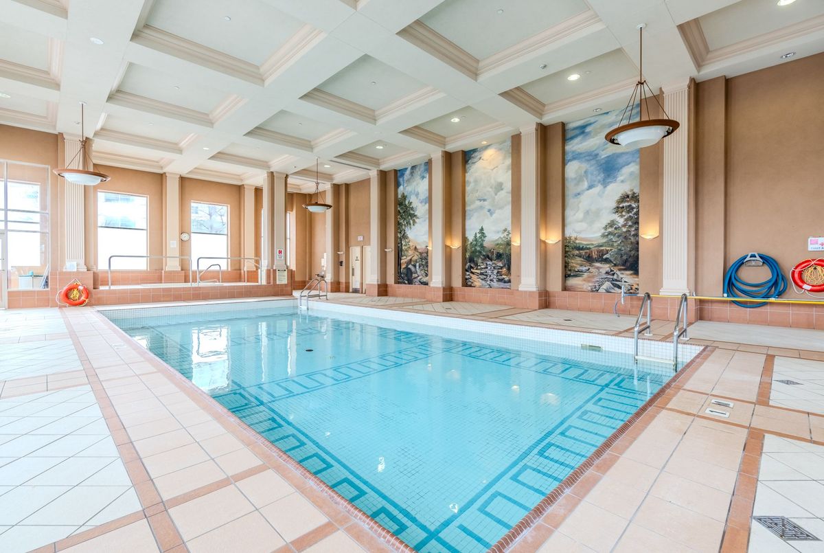 1 Lee Centre Drive Toronto 1 Lee Centre Drive Toronto