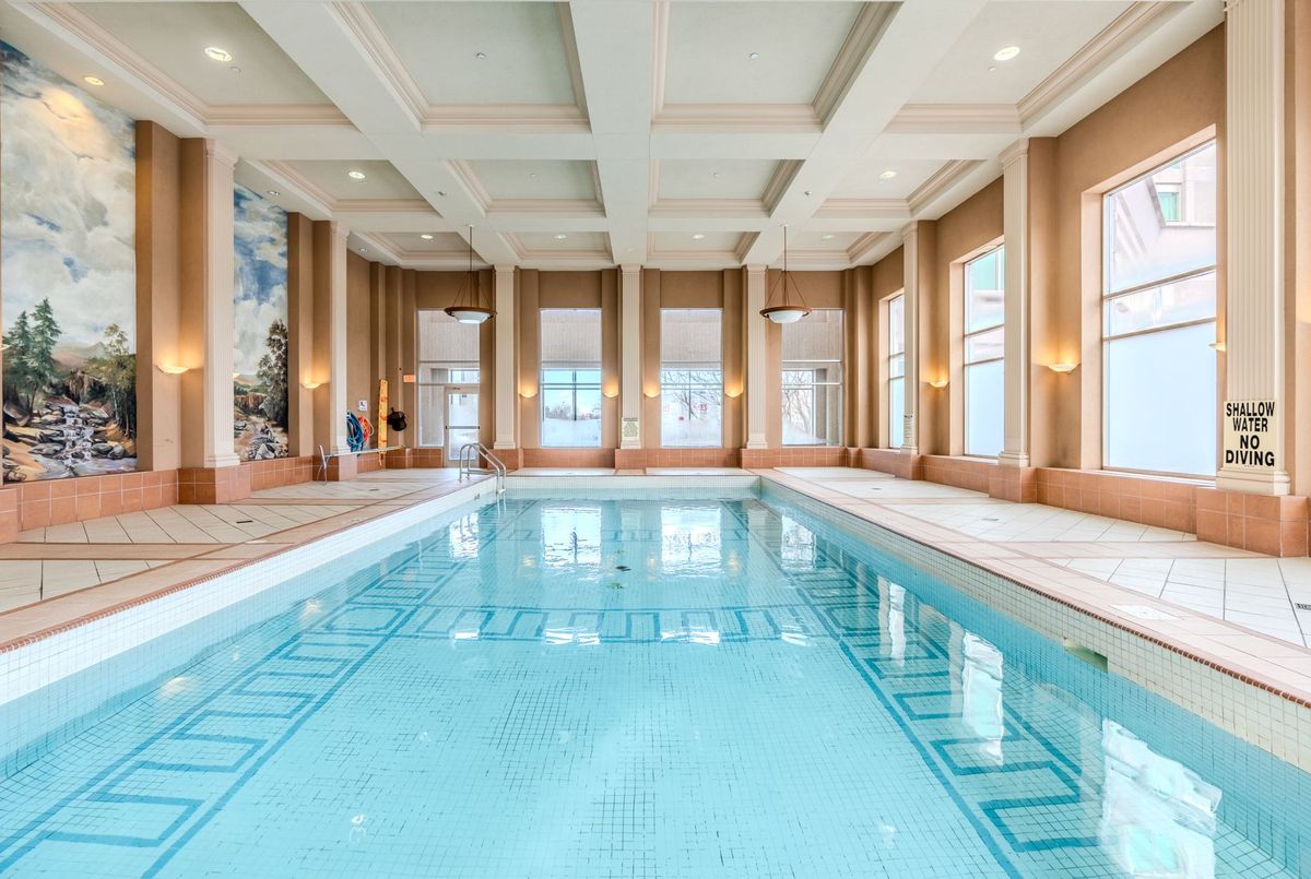 1 Lee Centre Drive Toronto 1 Lee Centre Drive Toronto