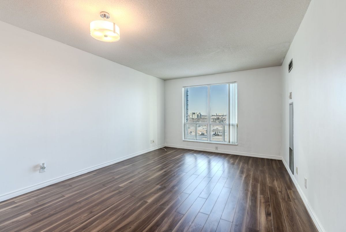 1 Lee Centre Drive Toronto 1 Lee Centre Drive Toronto