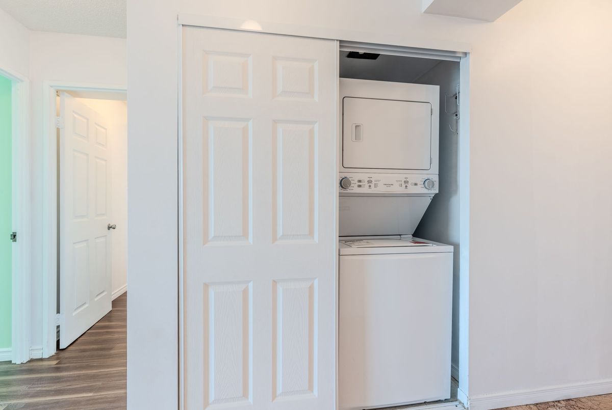 1 Lee Centre Drive Toronto 1 Lee Centre Drive Toronto