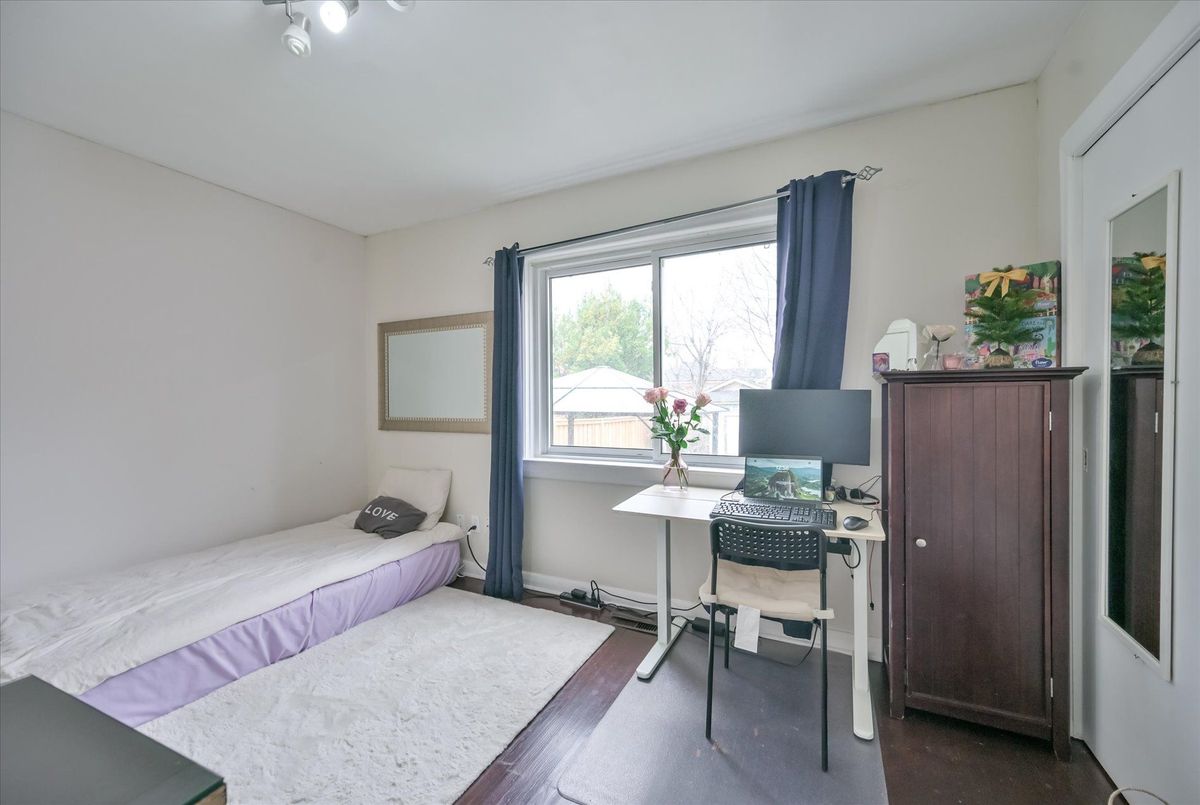 16 Arnprior Road Toronto 16 Arnprior Road Toronto
