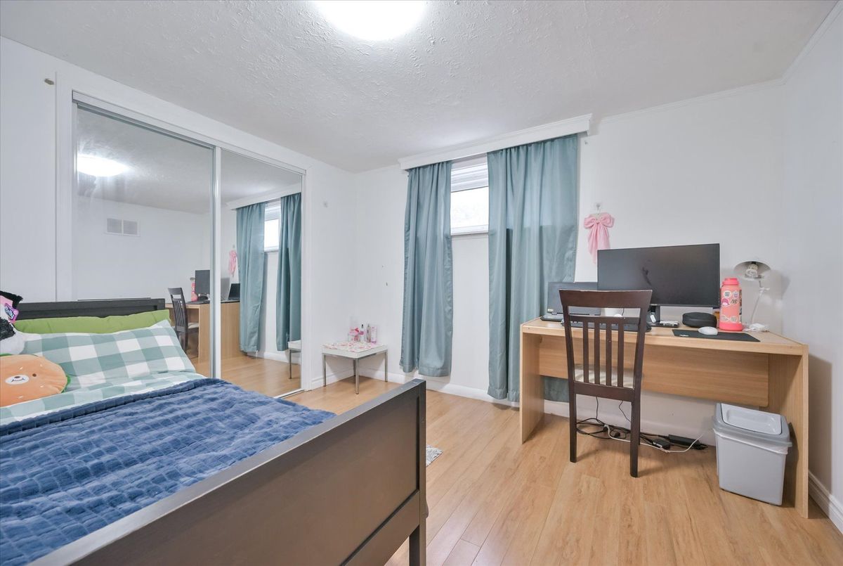 16 Arnprior Road Toronto 16 Arnprior Road Toronto