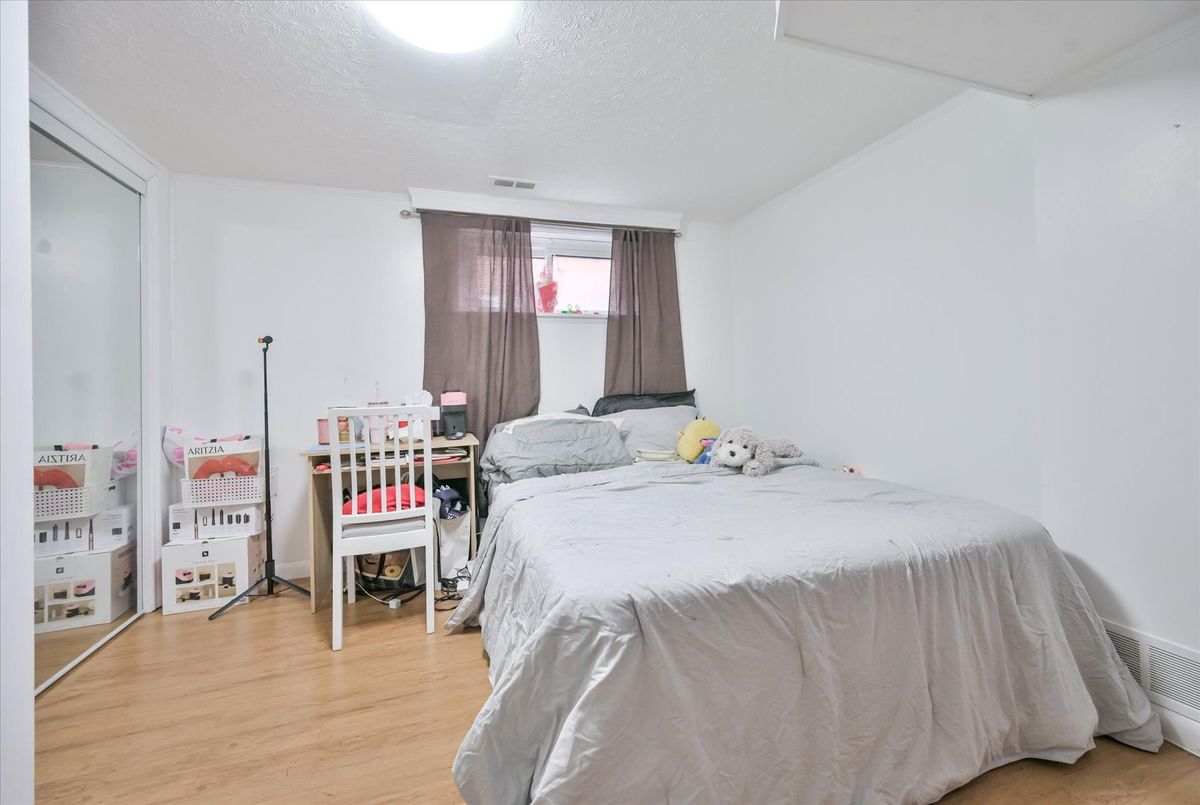 16 Arnprior Road Toronto 16 Arnprior Road Toronto