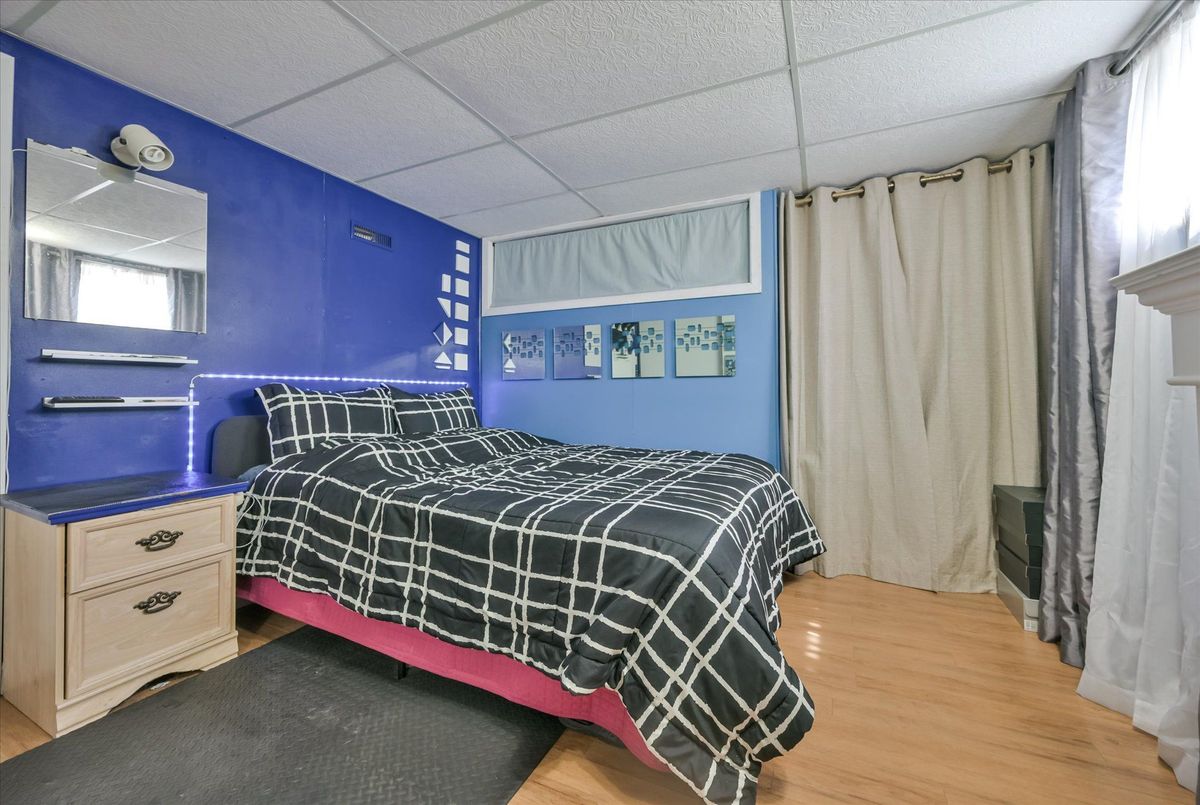 16 Arnprior Road Toronto 16 Arnprior Road Toronto