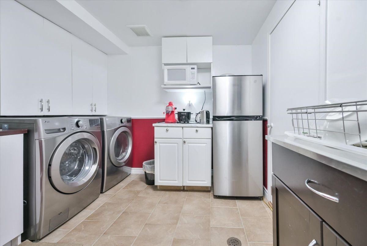 16 Arnprior Road Toronto 16 Arnprior Road Toronto