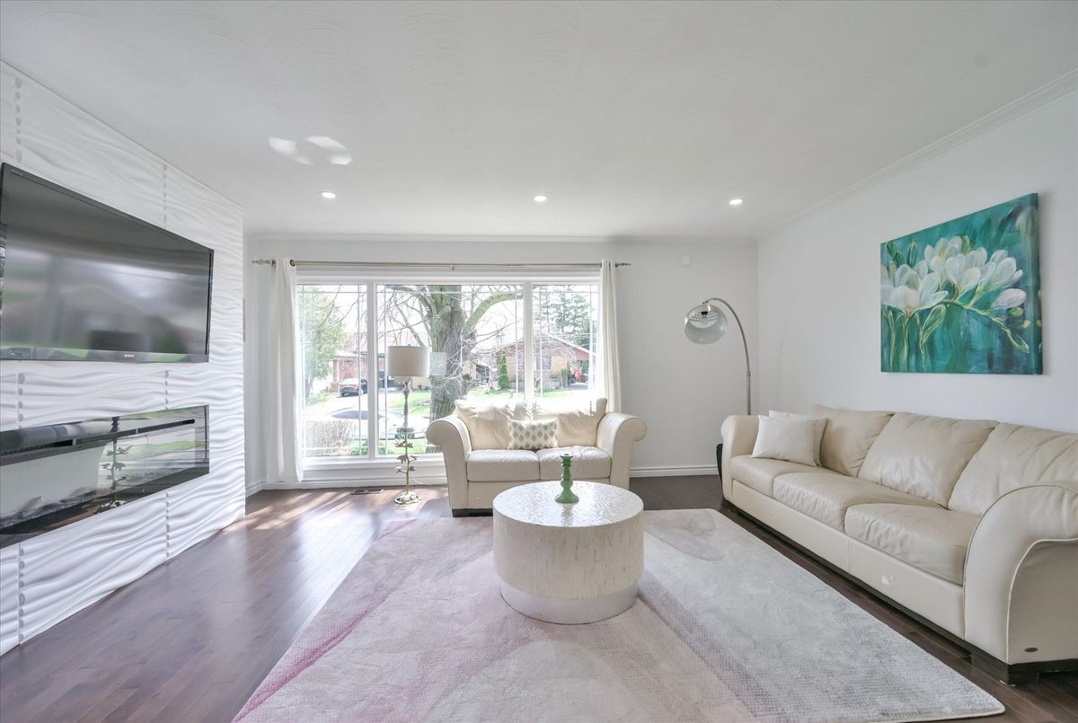 16 Arnprior Road Toronto 16 Arnprior Road Toronto