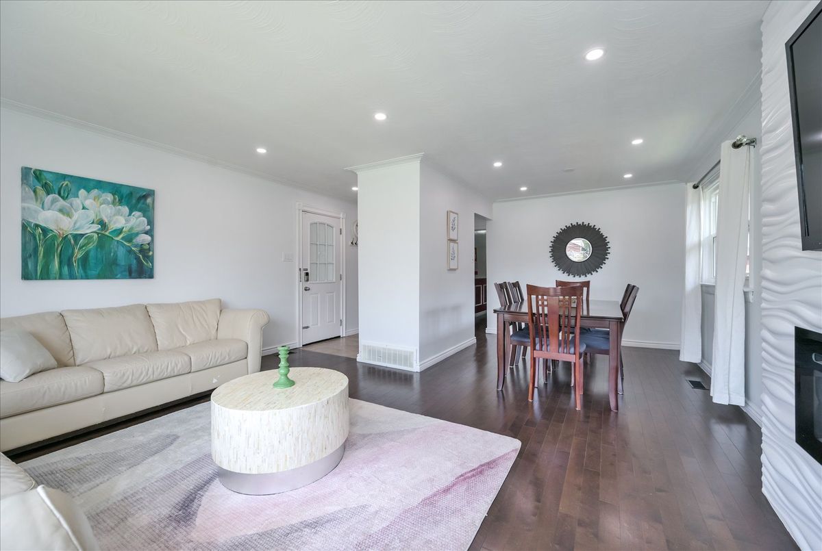 16 Arnprior Road Toronto 16 Arnprior Road Toronto