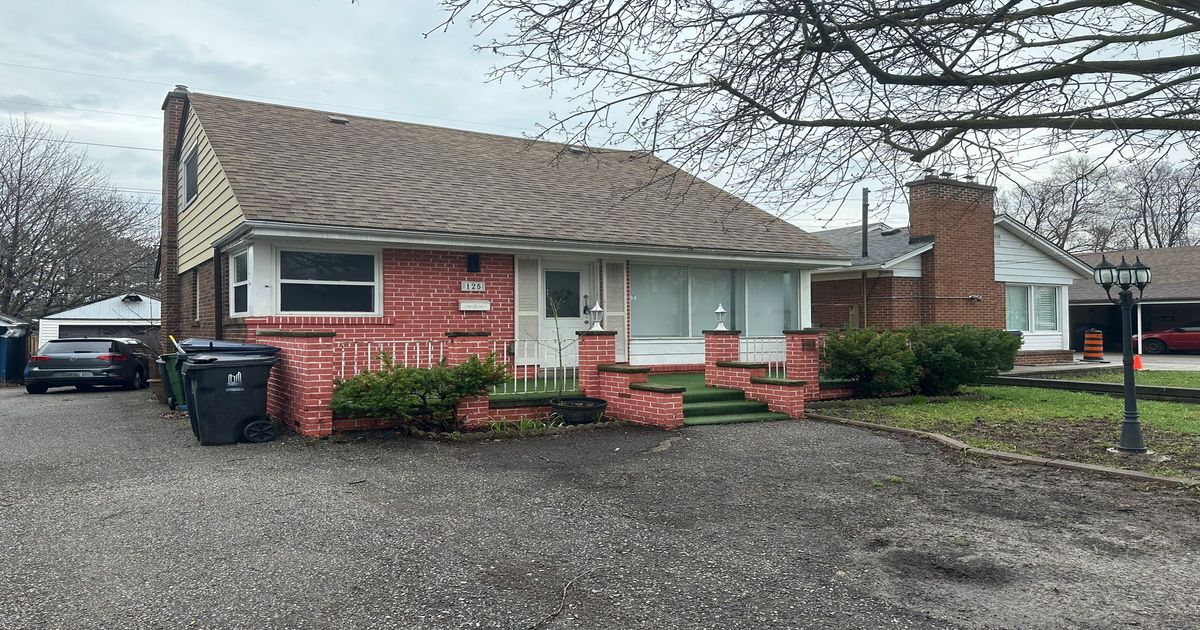 125 Treverton Drive Toronto