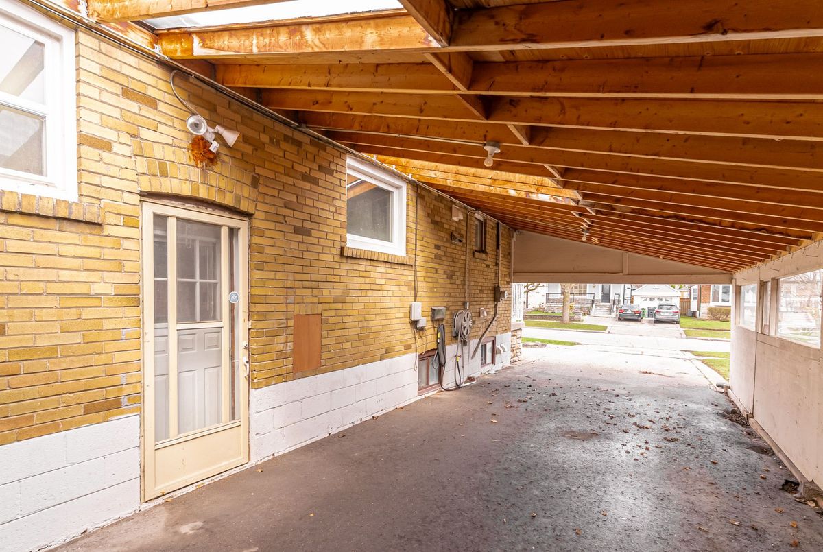 114 Canlish Road Toronto 114 Canlish Road Toronto