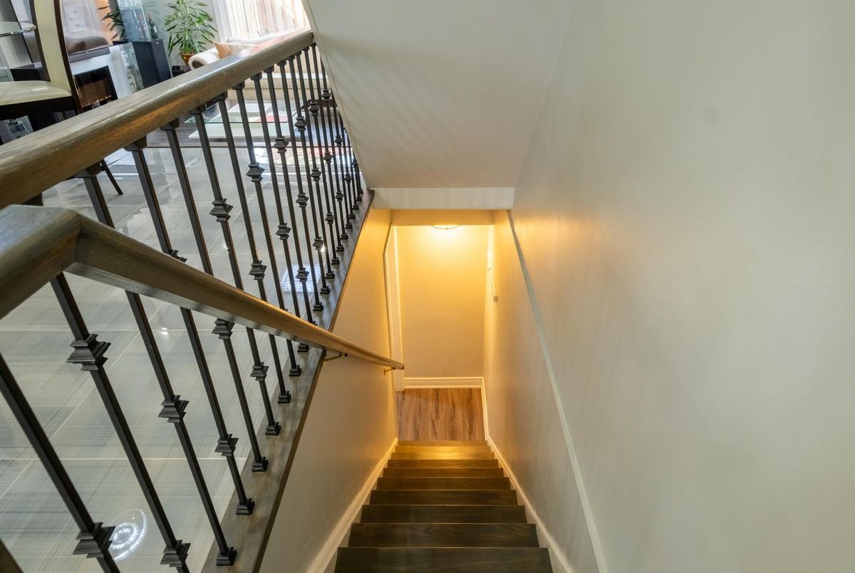 img-gallery