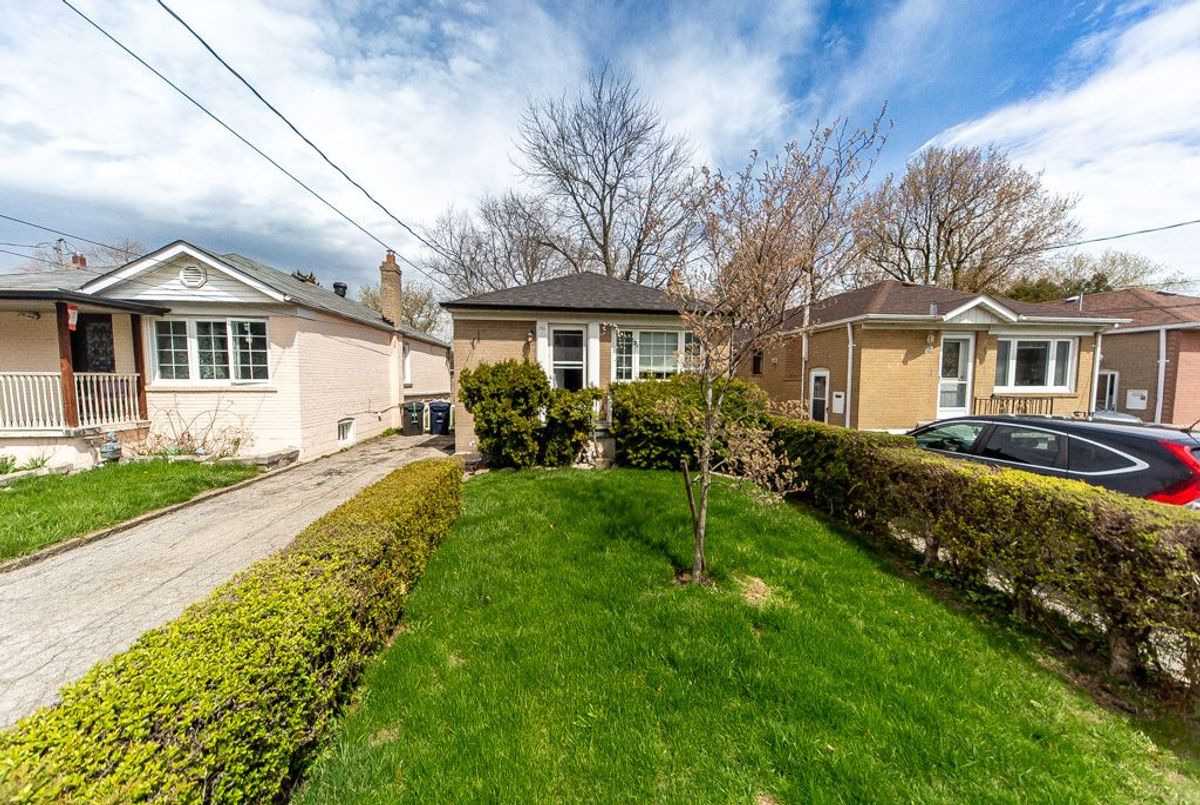 141 Haslam Street Toronto 141 Haslam Street Toronto