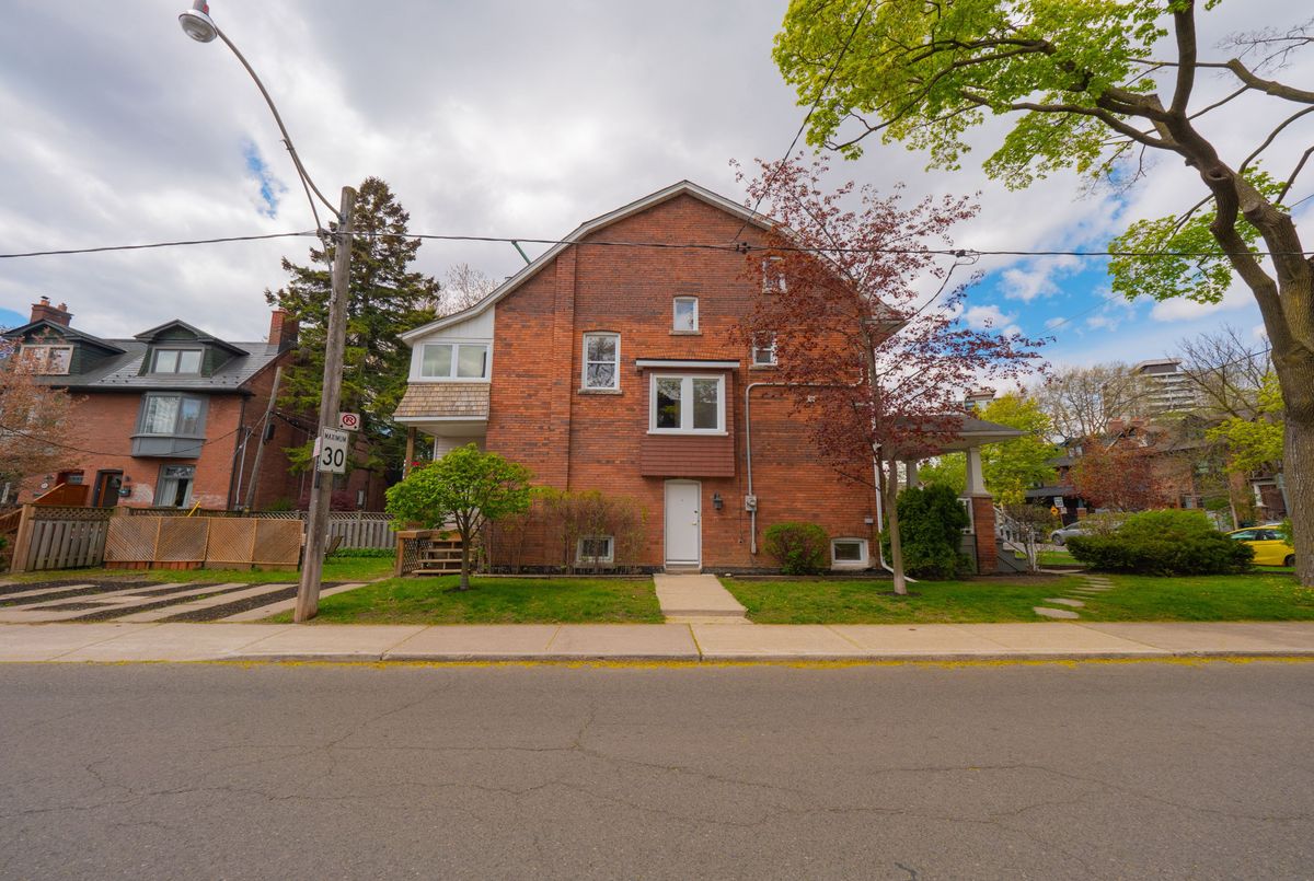 49 Fulton Avenue Toronto 49 Fulton Avenue Toronto