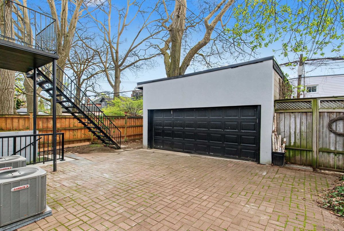 434 Victoria Park Avenue Toronto 434 Victoria Park Avenue Toronto