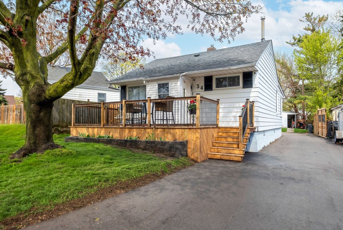 34 Maple Street Ajax 34 Maple Street Ajax