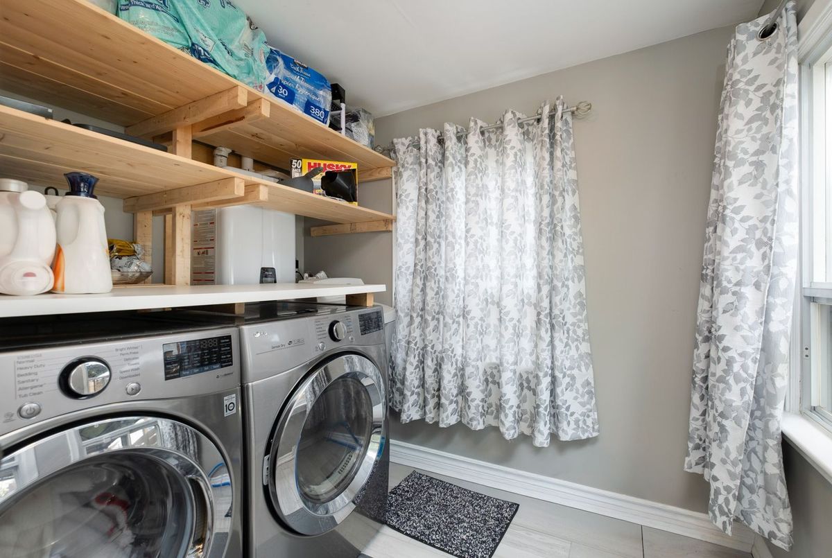 34 Maple Street Ajax 34 Maple Street Ajax