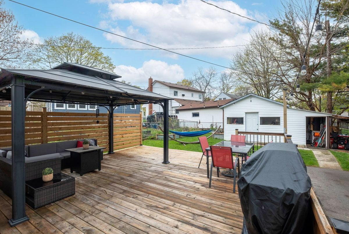 34 Maple Street Ajax 34 Maple Street Ajax